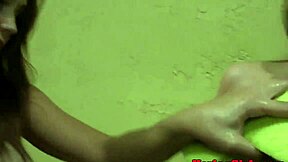 新生美女户外夜空下舔少女阴部