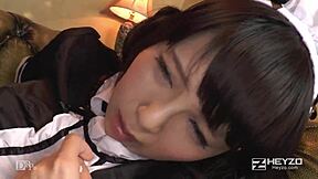 Mai Otaka se antrenează tare într-o sesiune sălbatică de sex japonez. Cursul hardcore o lasă epuizată total.