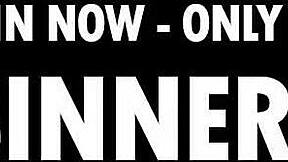 естественото перфектно тяло на моята сладка тийн 18+ доведена сестра с малки 18+ цици