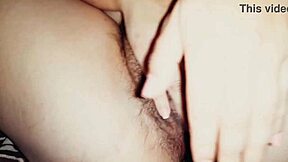 Νεαρή κοπέλα 18+ συναντά οδηγό φορτηγού