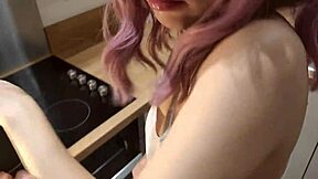 เอ่อ แม่เพื่อนฉันเป็นหญิงขายตัวสกปรกของฉันรู้ไหม