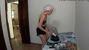 Še en dan divjih posnetkov v vili