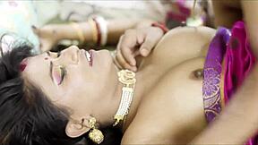 हॉट इंडियन वाइफ एंजॉयस इरोटिक वेडिंग सेक्स