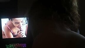 Jeg fanget stepesteren min å se på porn skjult