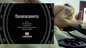 Rucham moją księżniczkę pasierbicę w jej seksownych stringach