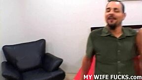 Har alltid drømt om å dele kona i femdom BDSM knullet av gammel pornostjerne cuckold