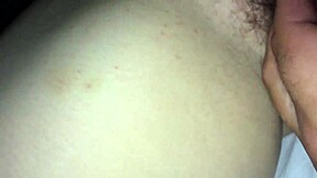 毛茸茸和肥胖的逼被硬钻，用原始力量