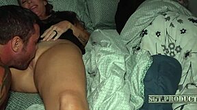 Ibu Tiri Pakai Anaknya untuk Kenikmatan di Hari Spesialnya, Rasanya Nakal Banget!