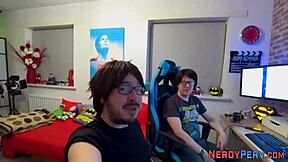 Geek de Yorkshire enganado para cavalgar pau pela primeira vez