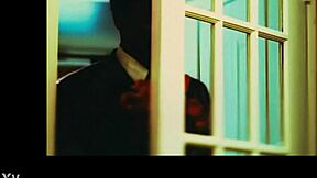 彼女が嫌がるキスシーン