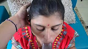 Di pantai, nikmati batang kawan suami dengan blowjob dan cumshot