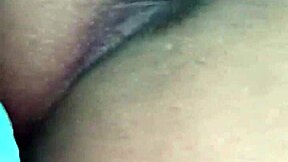 Nicks eventyr for at sprøjte med mobil i hånden - gik til ven, fik lyst til pik i tæt røv, blinkende tud, guidet runke kom og sprøjt