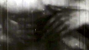 dark lantern entertainment presenteert twee eeuwen vintage porno met rijpe milfs