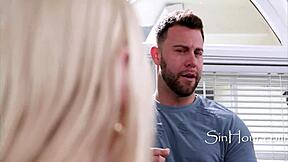 Ela diz: Me dá essa porra fresquinha