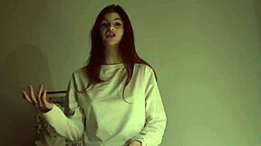 继母奇怪的大学宿舍访问让我惊讶