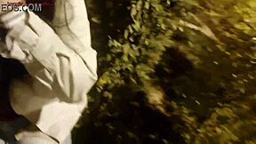 Chycená podvádějící žena dostává intenzivní anální trest od manžela