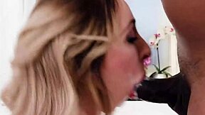 프라이빗 블랙 - 밀프 Eva Brown이 세 개 큰 흑인 자지 야생 그룹 액션으로 지배