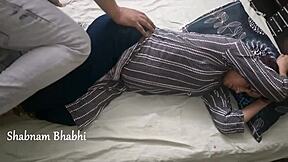 Indyjska dziewczyna przechodzi na hardcore w gorącym amatorskim klipie