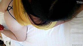 Môj šéf ma vezme do motela počas obednej prestávky