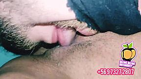 见过拉丁美女热阴蒂近距离舔舐吗