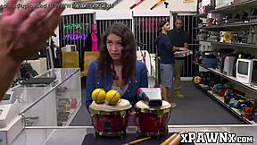 Pawnee kızı gizli ofiste siker