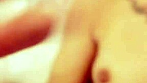 İlginç Zıtlık: O Oyuncaklarla El İşi Yapıp Yüz Boşalmasına Götürüyor