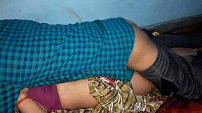 متعة هولي جنونية مع بهابي في جلسة جنس ساخنة