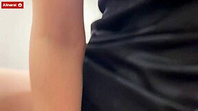 Hete MILF-stemor tar stesønn som runker, å herregud!