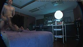 इस एशियन एमेच्योर वीडियो की फुल वर्जन देखो टॉयज और ब्लोजॉब के साथ सेक्स