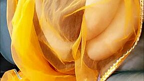 इंडियन गर्ल प्राइवेट मोमेंट में इंटेंस ऑर्गेज्म तक पहुंचती है