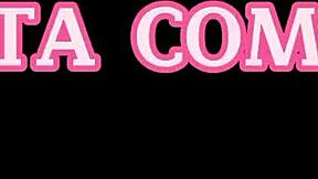 טיפני מונטבני מקניטה בחורה צעירה במכונית