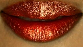 Plavuša s velikom guzom Athena Fleurs jebe brata prijatelja. Pomaže posle raskida.