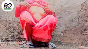 بهابي ترفع السارى لعنف إصبع الاستمناء على المزرعة