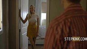 Umple pantofii vitregului și gaura nevestei lui.