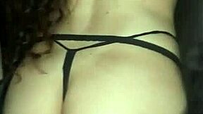 Figliastra supera paura scopando duro la matrigna