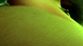 Hej, sátá mi čurák jako profi pornastar!