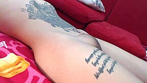 这个小巧18+亚洲女孩为什么在猛操中哭？