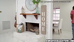 ميليف سوداء تصطاد رجل يضرب خنثه وتطالب بالانتقام