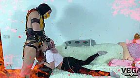 Внимавай с устата си по време на тази анална сесия Mortal Kombat.