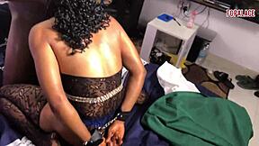 Después de la derrota en la AFCON, le rogué a mi jefe que me follara como puta y zorra para animarlo