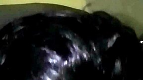 Ranný sex sa stane špinavým s olizovaním a veľkým zadkom