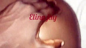 Encuentro emocional de chica nigeriana con pastor