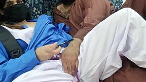 Пакистанская студентка Собиа Насир трахается со сводным братом