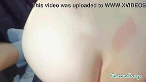 Nem hiszem el, hogy mélytorokba vesznek és seggbe basznak az autóban első alkalommal.