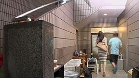 Ey, ¿resistirás el encanto peligroso de la japonesa Hasumi Yoshioka?