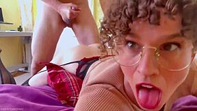 Üvey Anne Seni Daha Uzun Sürmeye Meydan Okuyor