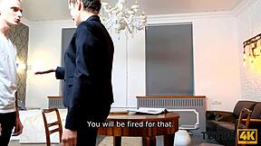 Profesora tutor4k es mujer respetada que actúa como puta durante sexo 😏