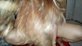 فتاة شابة تفتح ساقيها لأخ زوج يلامس صدر كبير طبيعي شعر أحمر تتوسل قذف داخل فيديو هاو