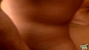 Mand, efter at have taget en hård pik i røven, blev hendes ansigt oversvømmet med sæd!