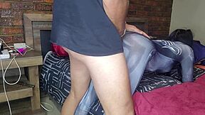 Yo Grace Spidergirl, tvoja uska guza dobila je creampie s cumom! 😜